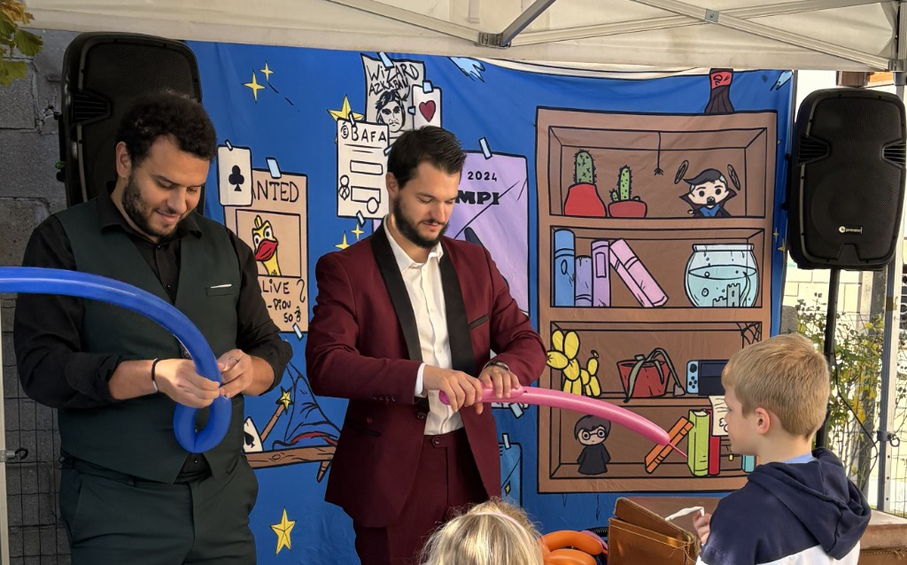 Stand Sculpture Ballons